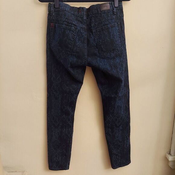 BDG Urban Outfitters Mid Rise Laser Print Twig Ankle Jeans sz 29 Dark Wash - Picture 15 of 15